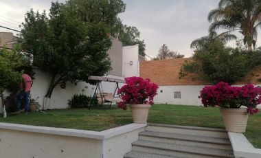 VENDO CASA SEMI-NUEVA EN PRESA ESCONDIDA TEPEJI DEL RIO.