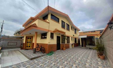 VENDO CASA DE  DOS DEPARTAMENTOS EN CONJUNTO HABITACIONAL ALICANTE, SAN RAFAEL