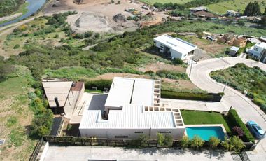 BROKER- LOMAS DEL MAUCO- 3D-3B-SE-PISCINA- QUINCHO- GIMNASIO