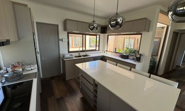 BROKER- LOMAS DEL MAUCO- 3D-3B-SE-PISCINA- QUINCHO- GIMNASIO