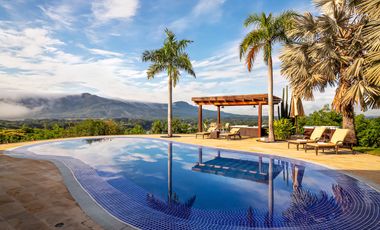 TE ALQUILO FINCA EN LA VEGA EL VALLE LLAMANOS AL3002047788 DISPONIBILIDAD INMEDIATA.