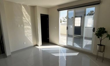 TESALIA - CASA EN ESQUINA MARAVILLOSA EN AMPLITUD