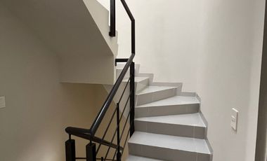 TESALIA - CASA EN ESQUINA MARAVILLOSA EN AMPLITUD