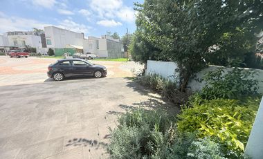 Renta casa en el primer cuadrante de altozano 4 recamaras 4 baños