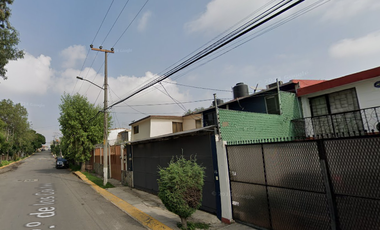 ¡CASA EN VENTA, APROVECHA ESTE REMATE Y AHORRA! - P.º de los Coches 16, Residencial El Dorado, 54020 Tlalnepantla, Méx.