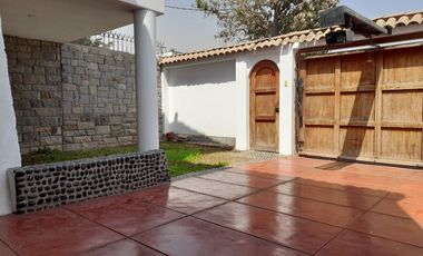 VENTA CASA CHACLACAYO ALT. ALAMOS