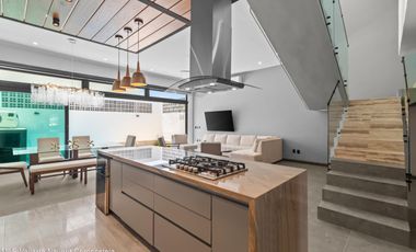 Casa en venta inteligente de lujo en Fluvial Vallarta,  Puerto Vallarta