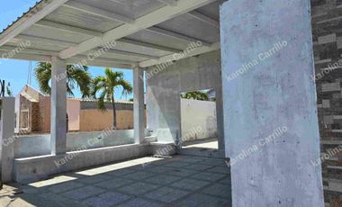 vendo de oportunidad casa urb frente al mar. urb villa marina