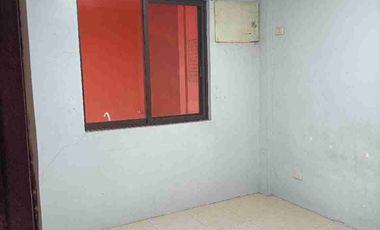 2 storey 5 bedrooms duplex house with 2 car parking lahug near st. therese church