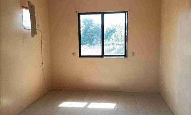 2 storey 5 bedrooms duplex house with 2 car parking lahug near st. therese church