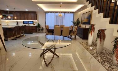 SE VENDE CASA EN CONDOMINIO EN Primaria Amado Nervo, Avenida Deportiva MZ 009, Metepec, México, México