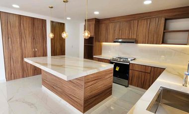 SE VENDE CASA EN CONDOMINIO EN Primaria Amado Nervo, Avenida Deportiva MZ 009, Metepec, México, México