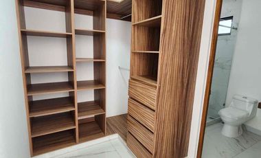 SE VENDE CASA EN CONDOMINIO EN Primaria Amado Nervo, Avenida Deportiva MZ 009, Metepec, México, México