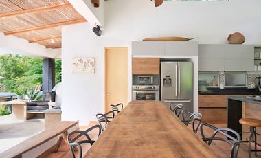 TE ALQUILO LINDA FINCA VILLA ROCIO INFORMES AL3244230770 EN LA MESA LOS ESPERAMOS.