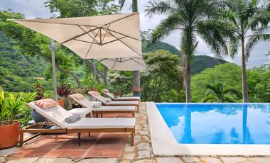 TE ALQUILO LINDA FINCA VILLA ROCIO INFORMES AL3244230770 EN LA MESA LOS ESPERAMOS.