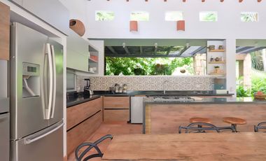 TE ALQUILO LINDA FINCA VILLA ROCIO INFORMES AL3244230770 EN LA MESA LOS ESPERAMOS.