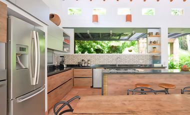 TE ALQUILO LINDA FINCA VILLA ROCIO INFORMES AL3244230770 EN LA MESA LOS ESPERAMOS.