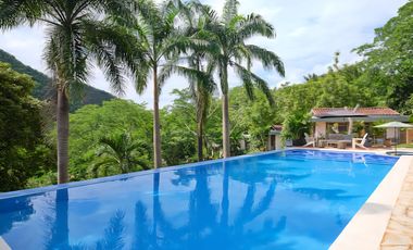 TE ALQUILO LINDA FINCA VILLA ROCIO INFORMES AL3244230770 EN LA MESA LOS ESPERAMOS.