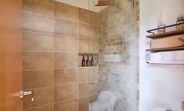 TE ALQUILO LINDA FINCA VILLA ROCIO INFORMES AL3244230770 EN LA MESA LOS ESPERAMOS.