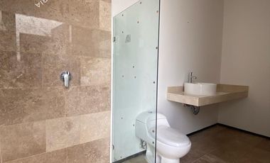 Casa en venta con alberca y 4 recámaras en Dzitya, Mérida