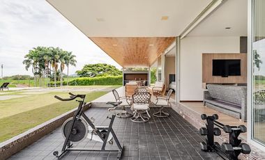 ALQUILO EN YOPAL FINCA EL COUNTRY LLAMANOS AL3009437947 DISPONIBLE PARA TEMPORADA.