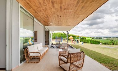 ALQUILO EN YOPAL FINCA EL COUNTRY LLAMANOS AL3009437947 DISPONIBLE PARA TEMPORADA.