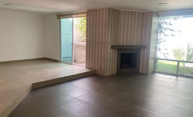 Casa Sola en Venta, Jardines del Sur, Ciudad de México