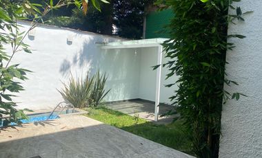 Casa Sola en Venta, Jardines del Sur, Ciudad de México