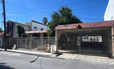 Casa en Venta en el Centro de Linares