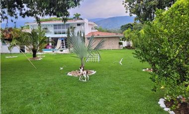 ALQUILO FINCA LA CASTALIA EN BUCARAMANGA INFORMES AL3005558052 CITAS PREVIAS.