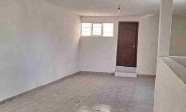 EN AVENIDA PRINCIPAL