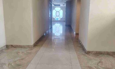 Apartemen lucky tower Residence pancoran Jakarta Barat gandeng furnish 4 kamar luas  lepas cepat harga nego