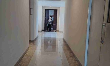 Apartemen lucky tower Residence pancoran Jakarta Barat gandeng furnish 4 kamar luas  lepas cepat harga nego