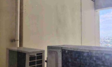 Apartemen lucky tower Residence pancoran Jakarta Barat gandeng furnish 4 kamar luas  lepas cepat harga nego