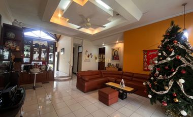 RUMAH BESAR LOKASI PREMIUM PINGGIR JALAN, PURWOMARTANI