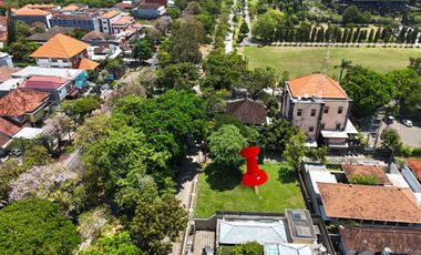 Tanah Renon 2 menit Jalan Kaki Ke Lapangan Renon Zona Perdagangan dan Jasa