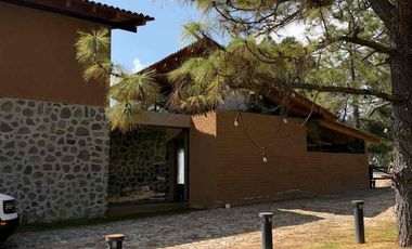 Oportunidad Única! Cabaña en Venta en Tapalpa 🌲🔥