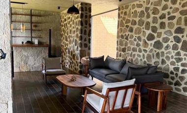 Oportunidad Única! Cabaña en Venta en Tapalpa 🌲🔥