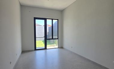 Dijual Rumah Baru 2 Lantai Ternyaman di Setraduta Grande