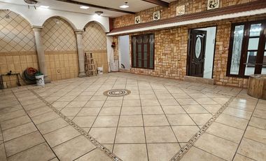 CASA EN RENTA EN LOS PIRULES TLALNEPANTLA