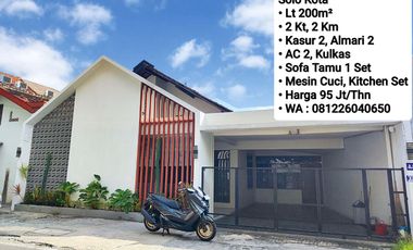 Rumah disewakan di Purwosari, Surakarta, Jawa Tengah