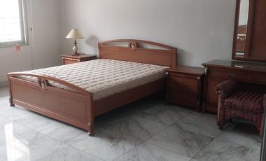 DISEWAKAN RUMAH 2 LANTAI PEJATEN VILLAGE