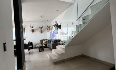 CASA RENTA SAN GERARDO ZONA EL BARRO CARRETERA NACIONAL MONTERREY SANTIAGO