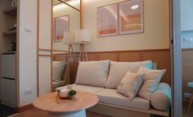 ✨ For Sale: A Space ME Bangna ✨
The actual room is very beautiful! Fully furnished and ready to move in — great value at only 1.3 MB!