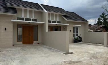 Rumah Baru di Komplek Taurna Asih , Ujung Berung, AH Nasution