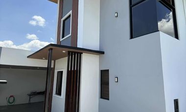 Brand New House with POOL in La Prairie Tagaytay at Bgy. Upli, Alfonso Cavite for SALE or RENT! SF SALE 20M - RENT 80k per month