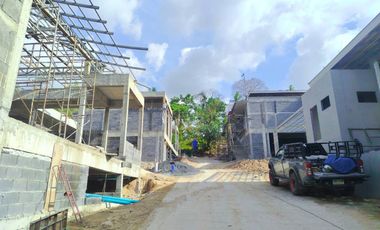 70% Done 4BR Brand New Pool Villa in Maenam, Koh Samui