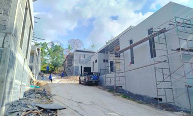 70% Done 4BR Brand New Pool Villa in Maenam, Koh Samui