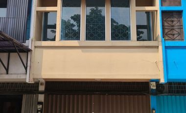 Ruko dijual di RW 12, Semolowaru, Sukolilo, Surabaya, Jawa Timur