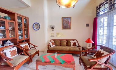 RUMAH BESAR LOKASI PREMIUM PINGGIR JALAN, PURWOMARTANI